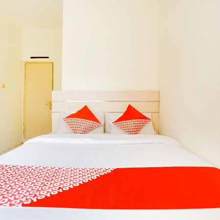 Reddoorz @ Hotel Arimbi Dewi Sartika Baru باندونج المظهر الخارجي الصورة
