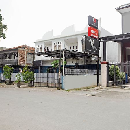 Reddoorz @ Hotel Arimbi Dewi Sartika Baru باندونج المظهر الخارجي الصورة